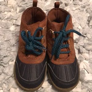 Osh Kosh Boys boots ❤️